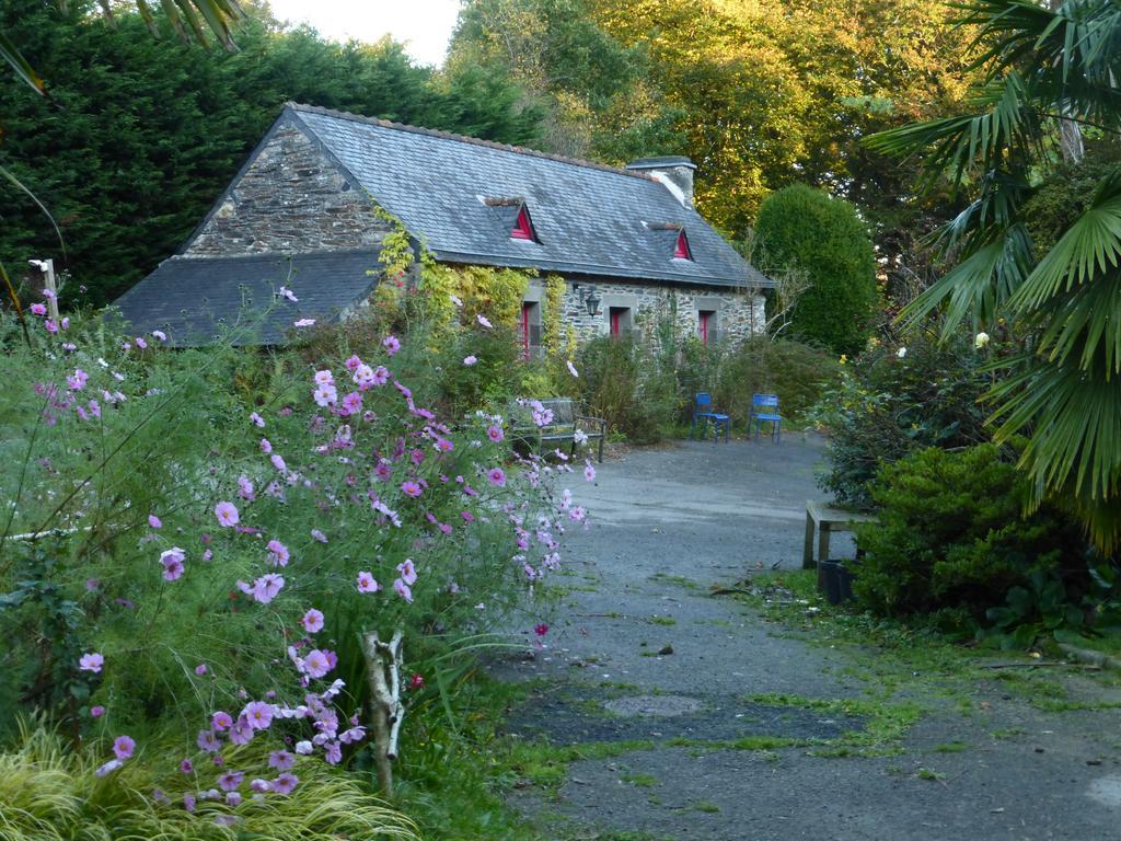 Moulin De Beuzidou Villa Saint-Urbain  Luaran gambar